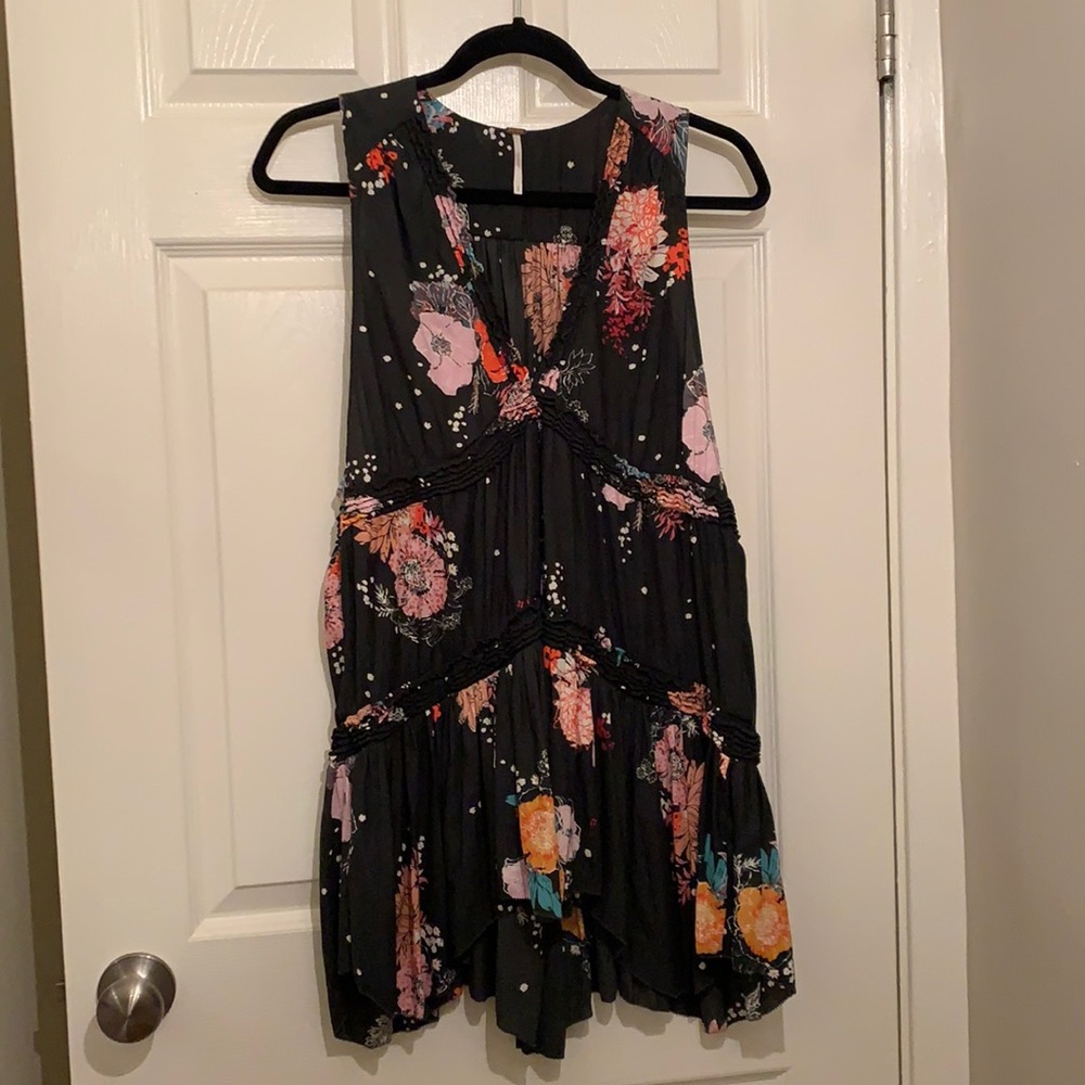 Free People Tunic, S, Dark Green with coral/pale pink floral detail